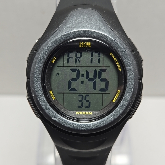 Womens Timex 1440 Sports Indiglo WR 50M Quartz Digital Watch New Battery - Picture 1 of 10